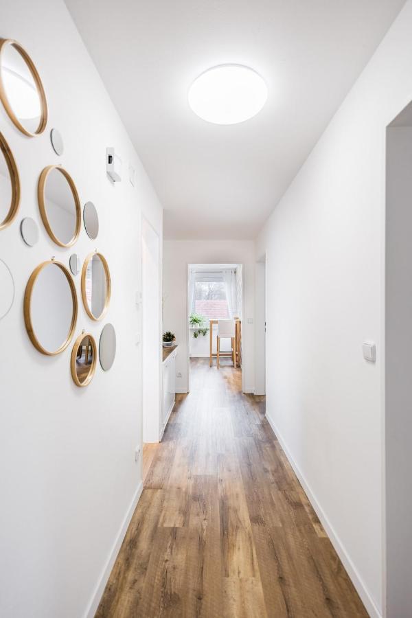 שוובמונכן Ferienwohnung Am Park In Schwabmuenchen מראה חיצוני תמונה